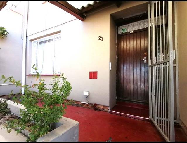 3 BEDROOM HOUSE FOR SALE IN WESTRIDGE